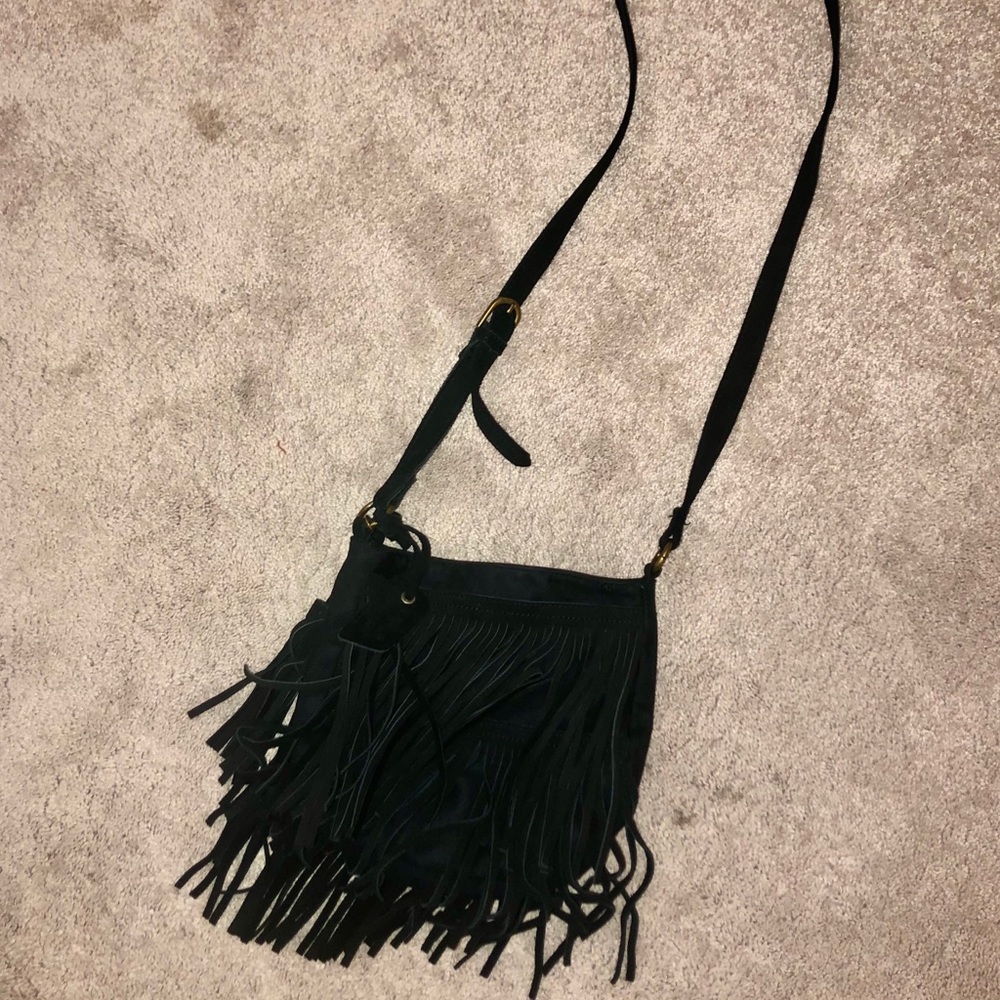 black fringe velvet shoulder bag